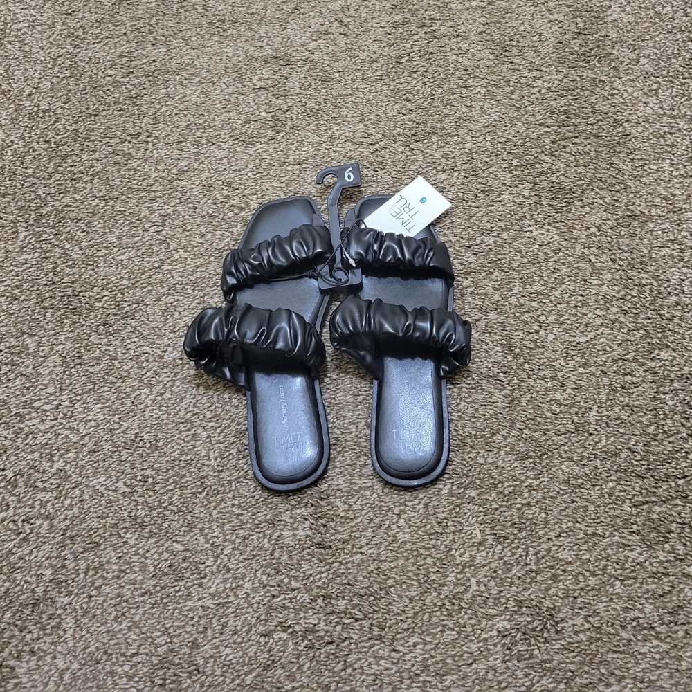 Women memory foam sandals size 6